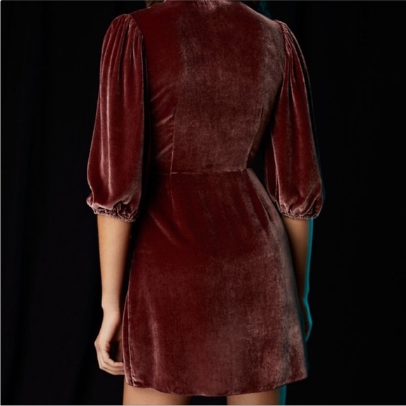 Aritzia Wilfred Lyric Velvet Dress Size Small Forest Green Holidays - Picture 3 of 13